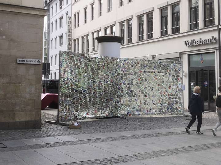 Die fertige CD Installation für das Hutfestival 2023